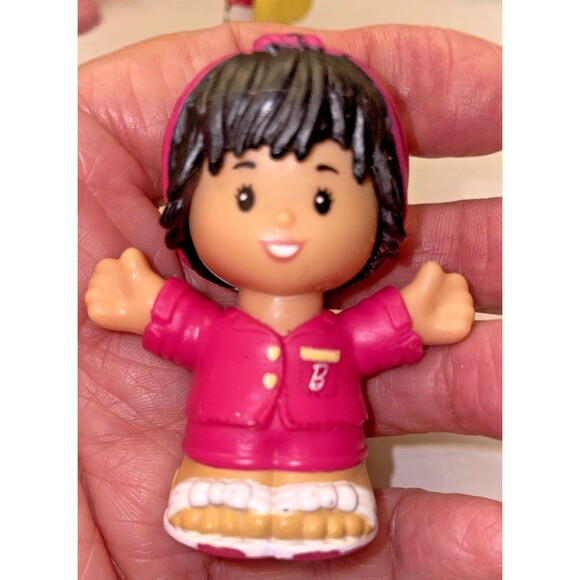 Fisher Price Little People Barbie Birthday Party Set Lot Of 3 Figures Wheelchair - Picture 7 of 8